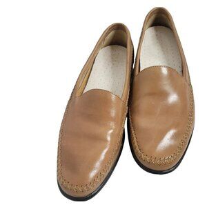 Vintage Tan Leather Slip-On Loafers For Women With Stitched Detail & Rubber Sole